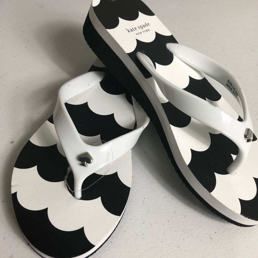 KATE SPADE NWT BLK& White Flip flops SIZE 5 - Picture 7 of 9